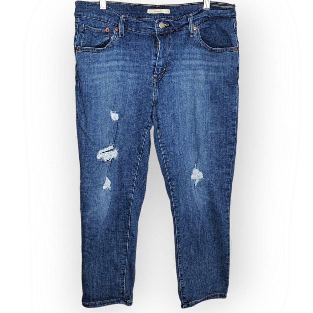 Levi's Women's Boyfriend Mid Rise Jeans size 31